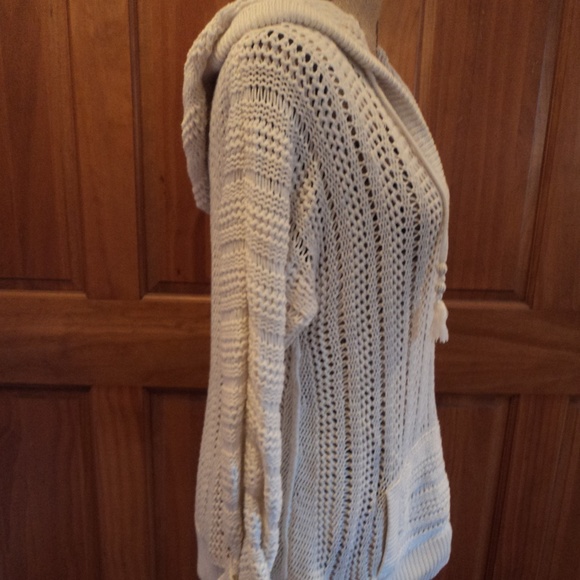 Sweater - Picture 3 of 5